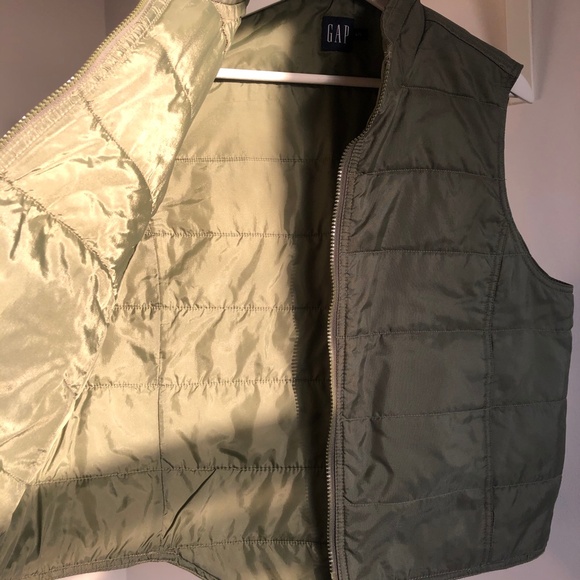 Vintage ☾⋆。GAP quilted vest - Picture 4 of 8